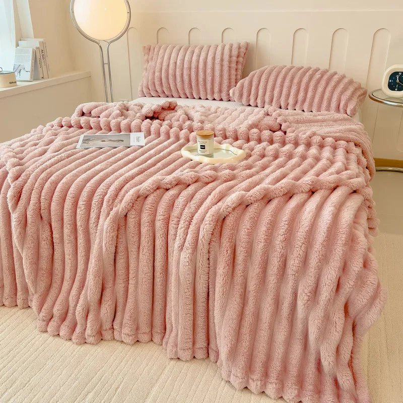 LUXEBUN – Cozy Faux Rabbit Fur Throw Blanket for Couch & Bed 8