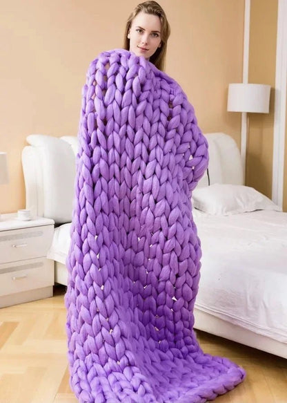 ComfaKnit – Couverture épaisse en minky faite main pour un confort ultime