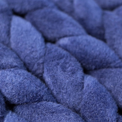 ComfaKnit – Couverture épaisse en minky faite main pour un confort ultime