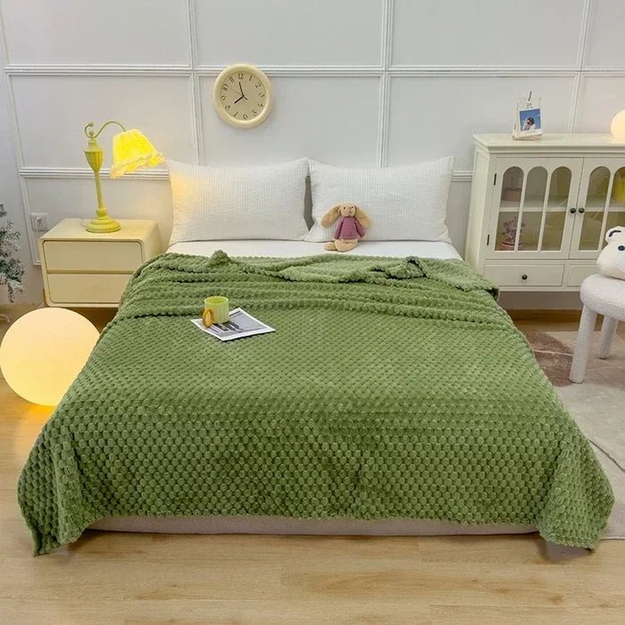 HOMELY – Soft Plaid Comfort for Everyday Living