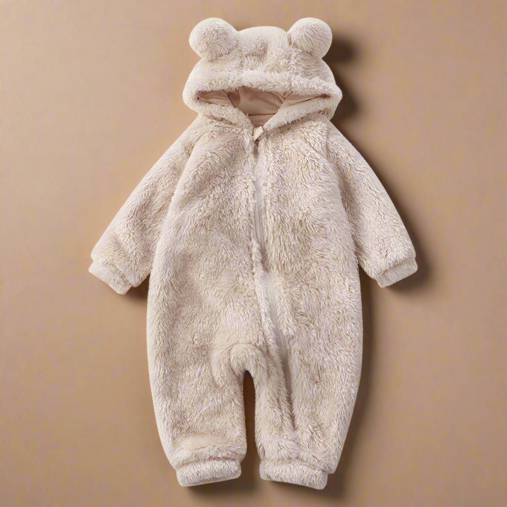 CozyCub flanelový overal – mäkký, teplý detský overal s kapucňou medveďa pre zimné pohodlie (0–36 mesiacov)