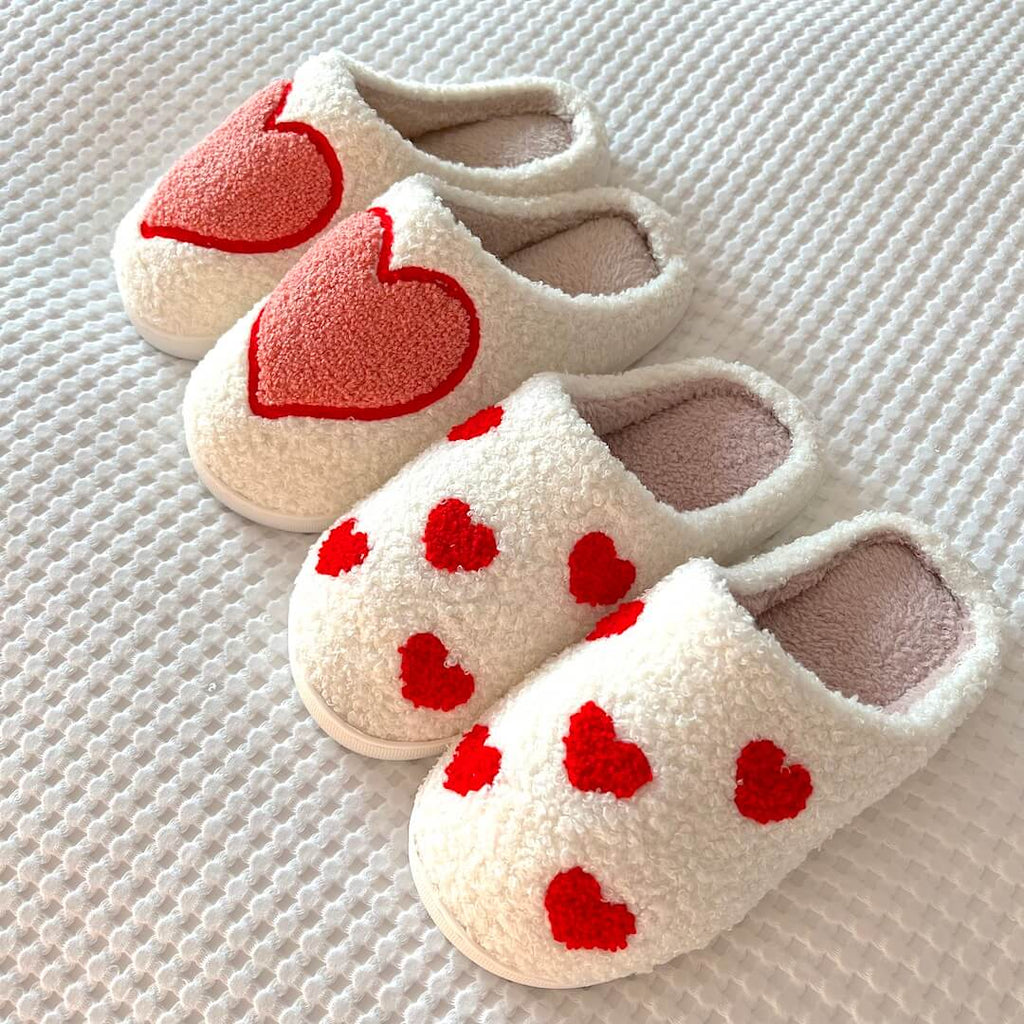 Cozyheart Slipper - Plush slippers with heart design for women 4