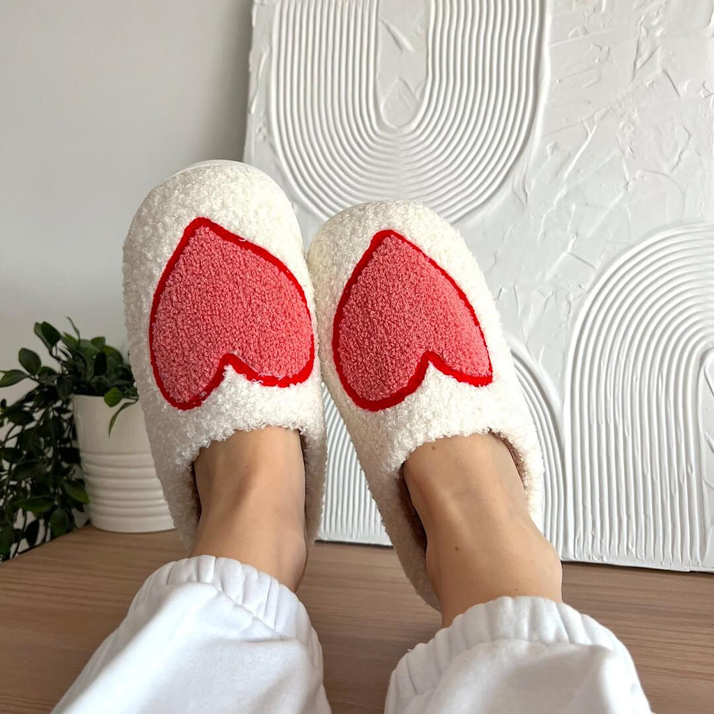 Cozyheart Slipper - Plush slippers with heart design for women 6