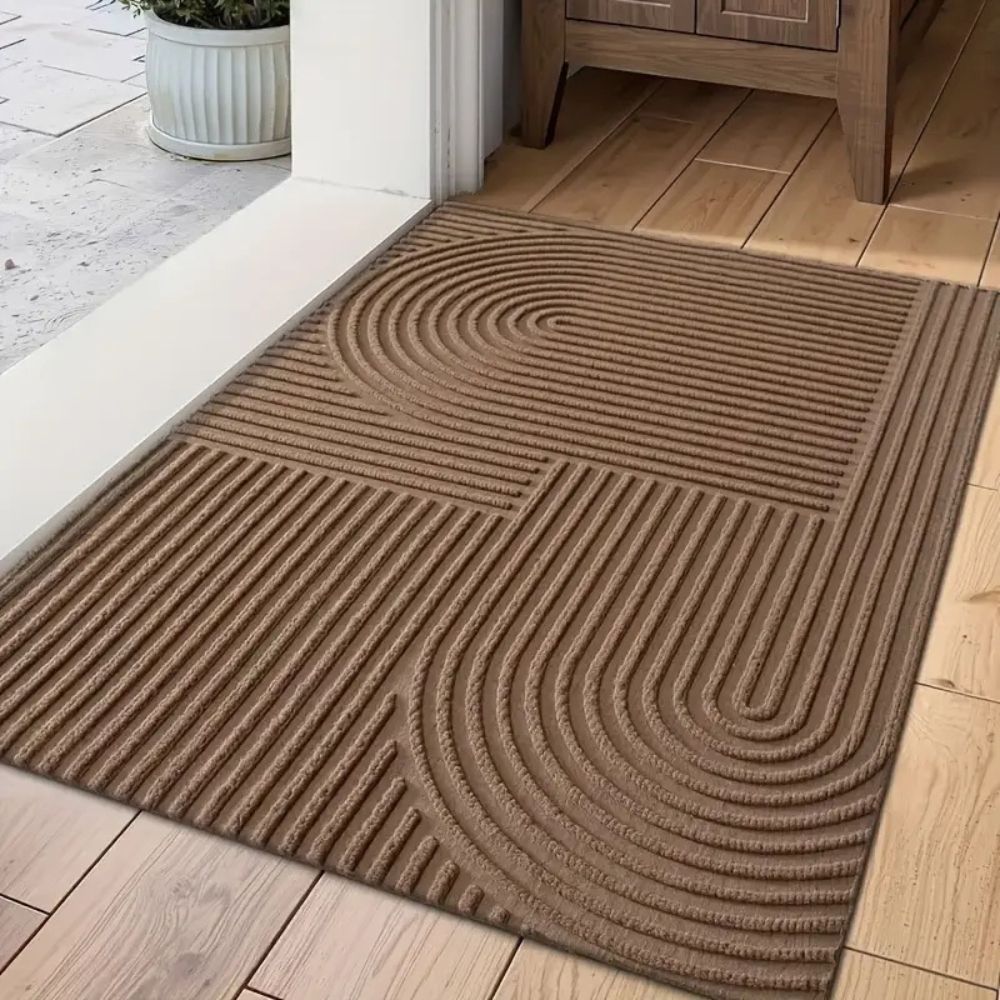 Curved Thread Line Door Mat - Microfiber Absorbent, Stylish & Washable 1