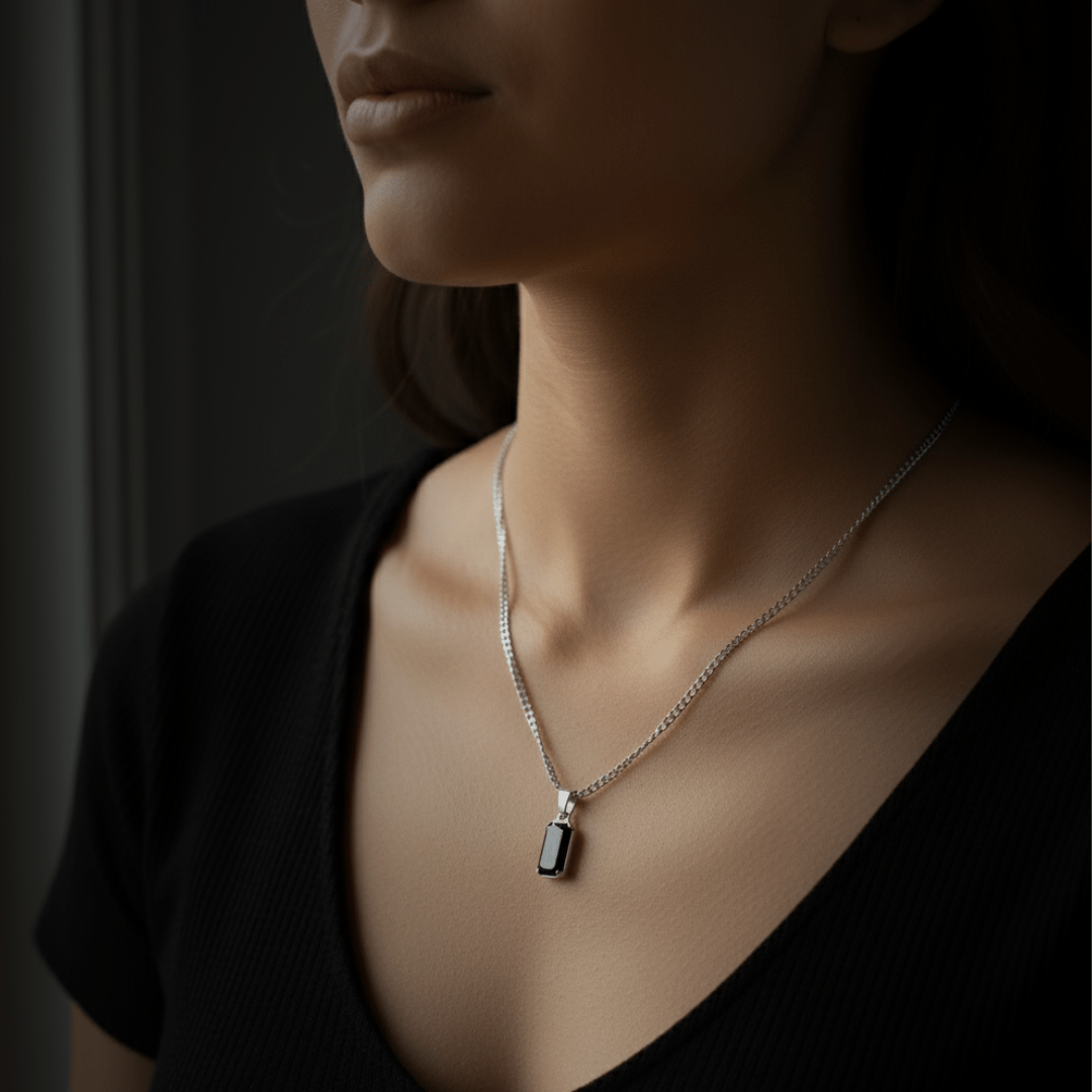 Deep Tide Onyx Hanger Ketting