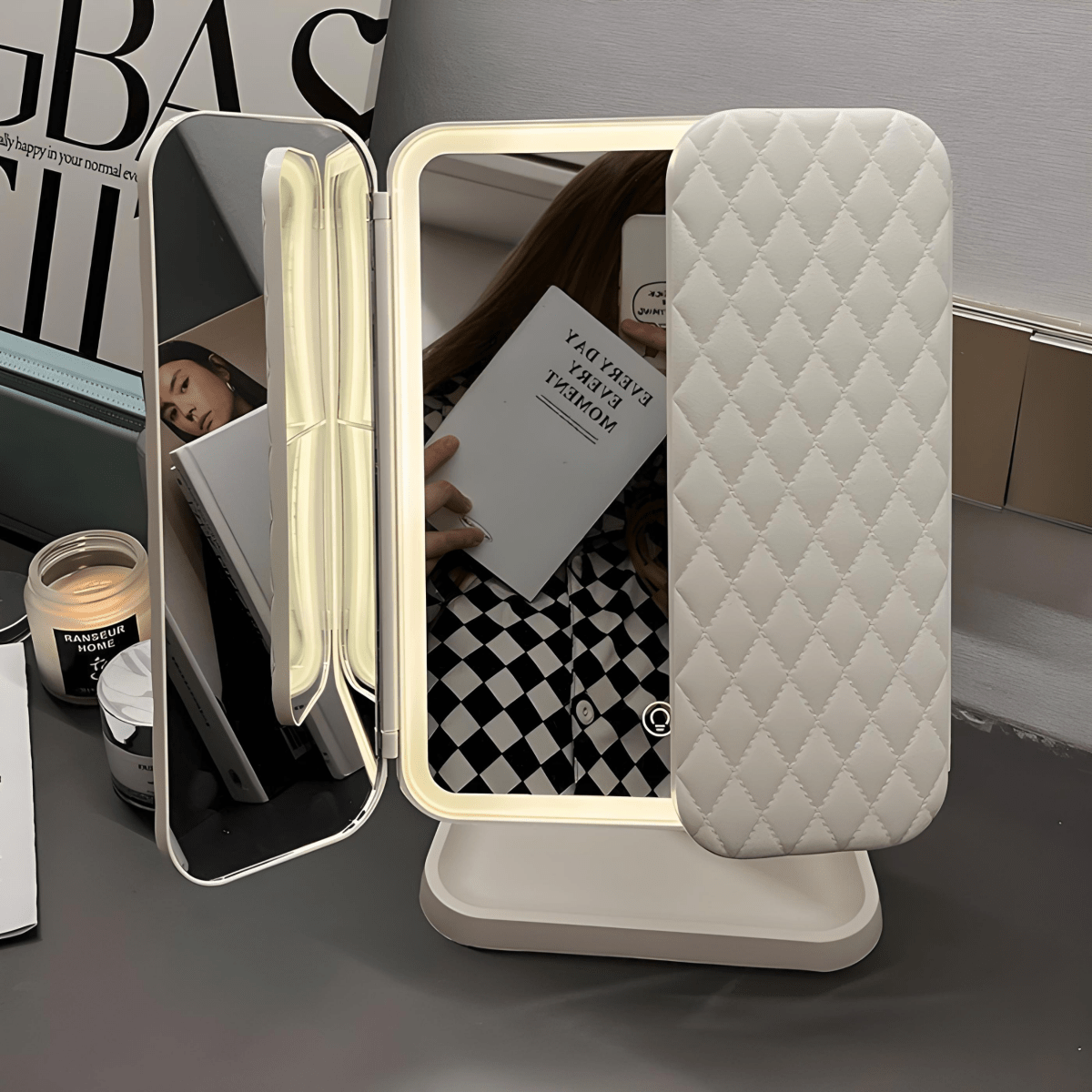 DETAILLOOK – LED Vanity Mirror with Adjustable Lighting & Precision Magnification