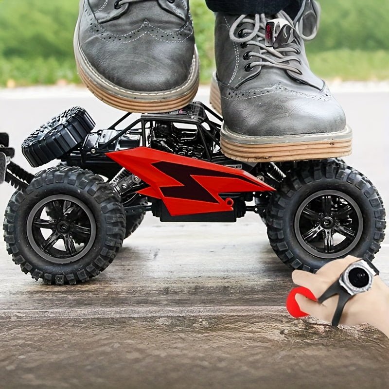 DIRTCLASH – High-Speed All-Terrain RC Monster Truck for Extreme Play