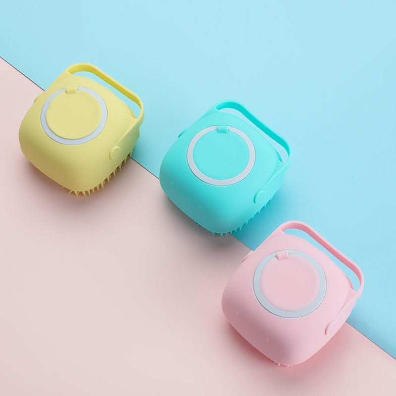  Dogease-shower massage brush for dogs with a shampoo donor-6