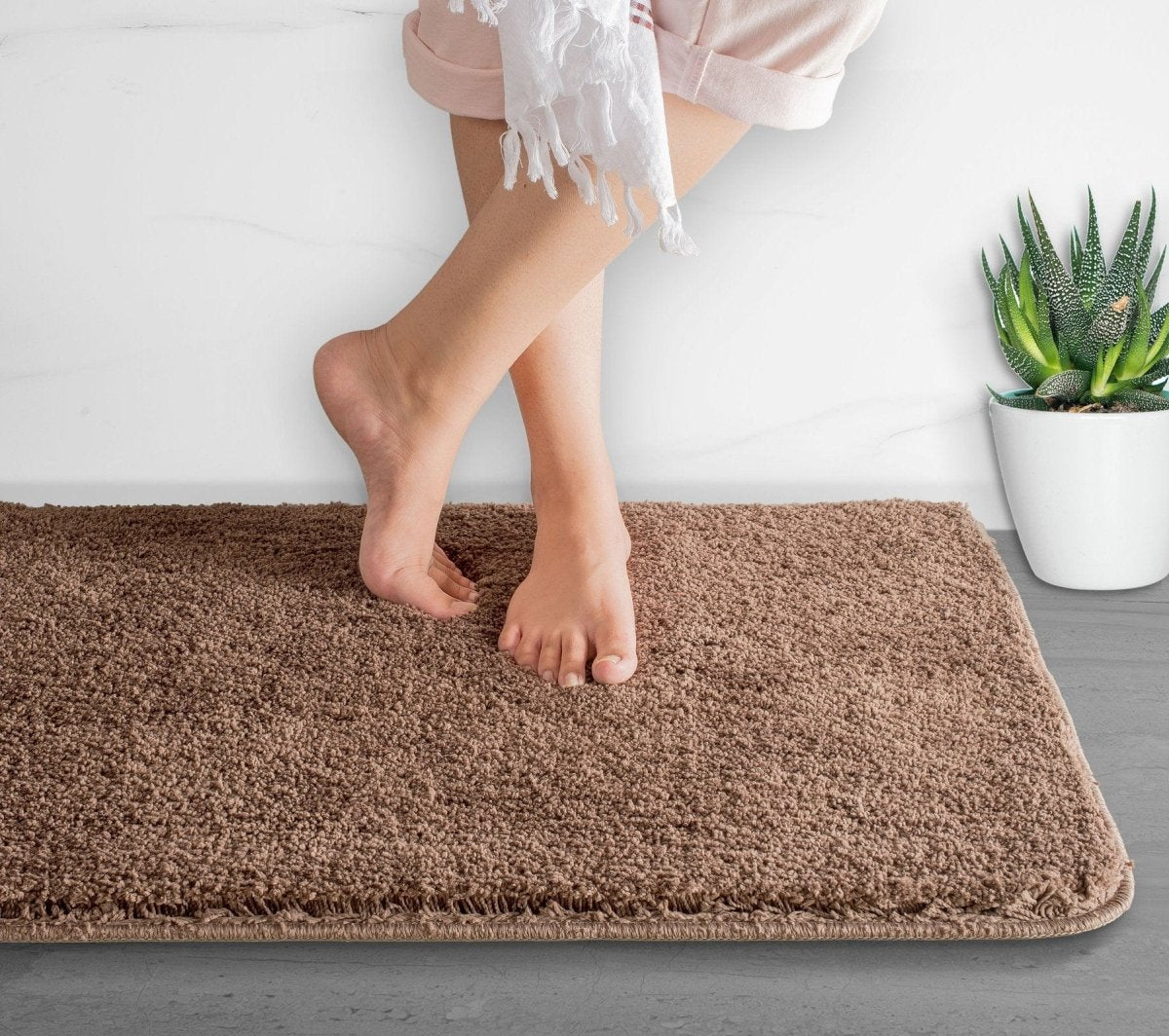 Alfombrilla de baño Luxura UltraSoft | Alfombra de baño de microfibra superabsorbente con respaldo antideslizante