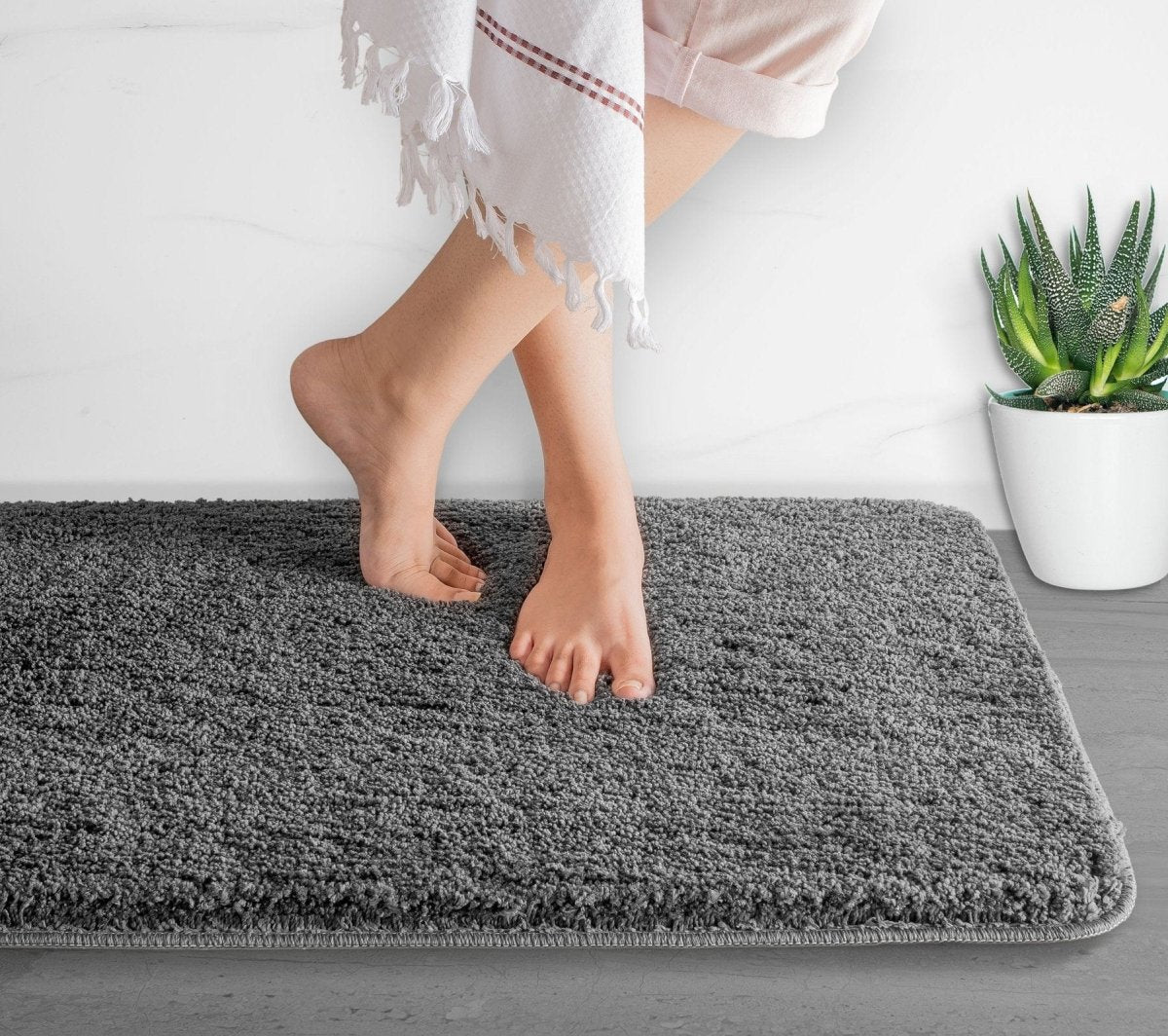 Alfombrilla de baño Luxura UltraSoft | Alfombra de baño de microfibra superabsorbente con respaldo antideslizante