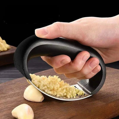 EasyMince – stainless steel garlic and vegetable mincer