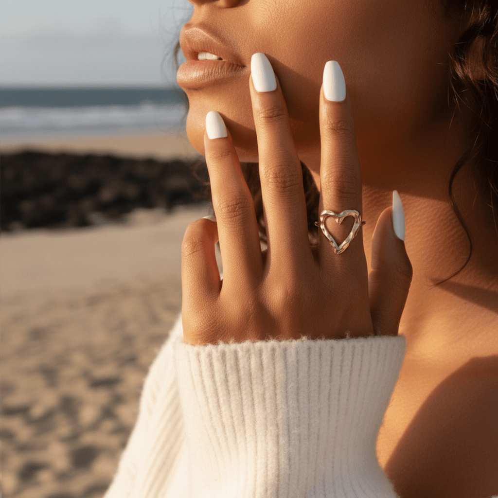 Bague cœur élégante réglable en acier inoxydable durable - légère et polyvalente