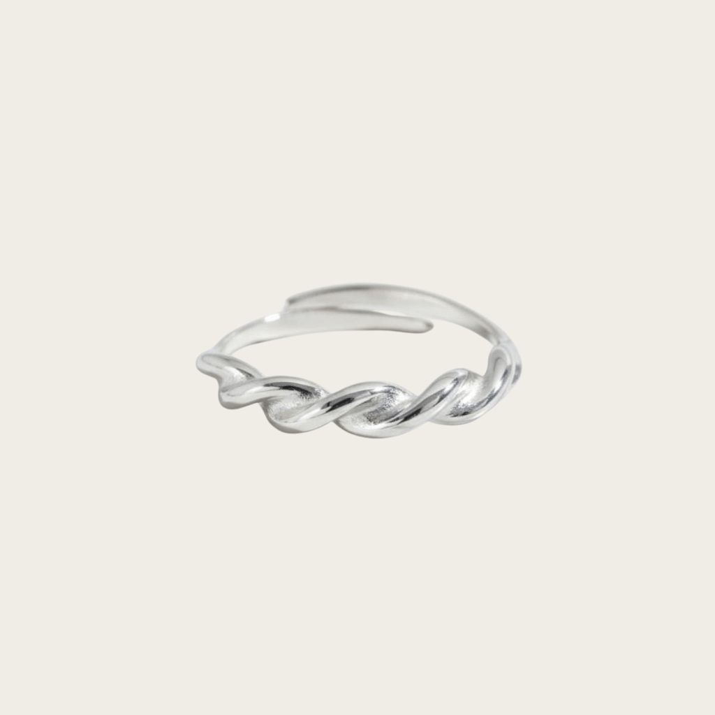 Anillo trenzado de cuerda oceánica