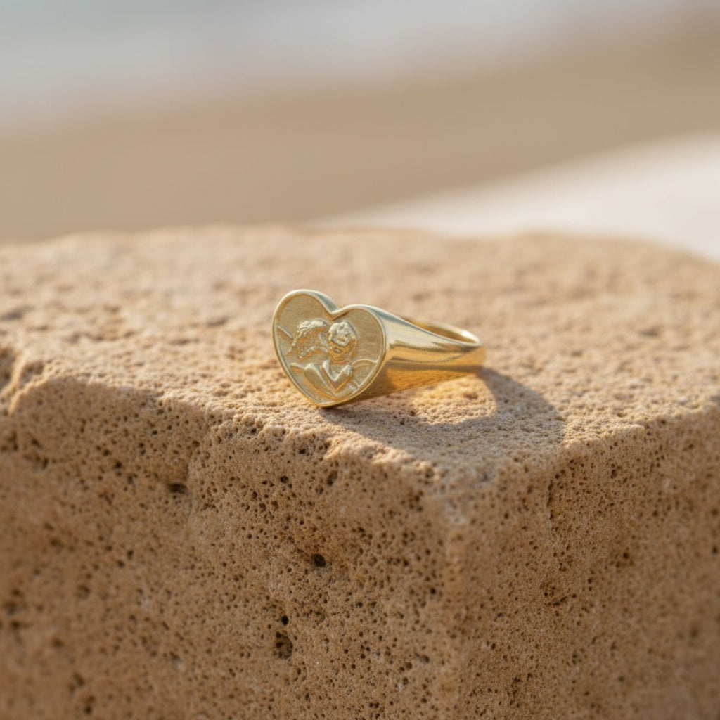 Anel de Sinete Anjo Elegante - Latão Banhado a Ouro ou Ródio