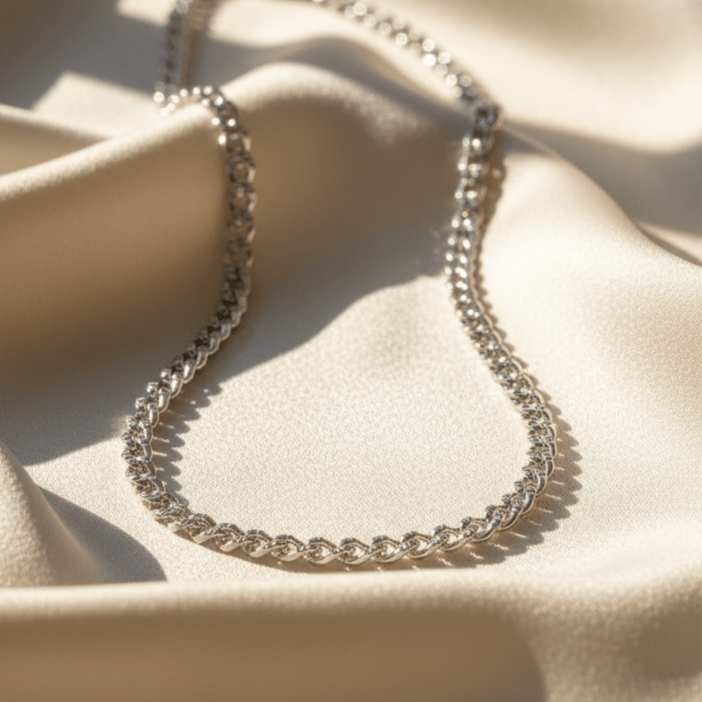 Elegante Curb Ketting - Op Maat Gemaakte Lengtes & Metaalopties Handgemaakt Ontwerp