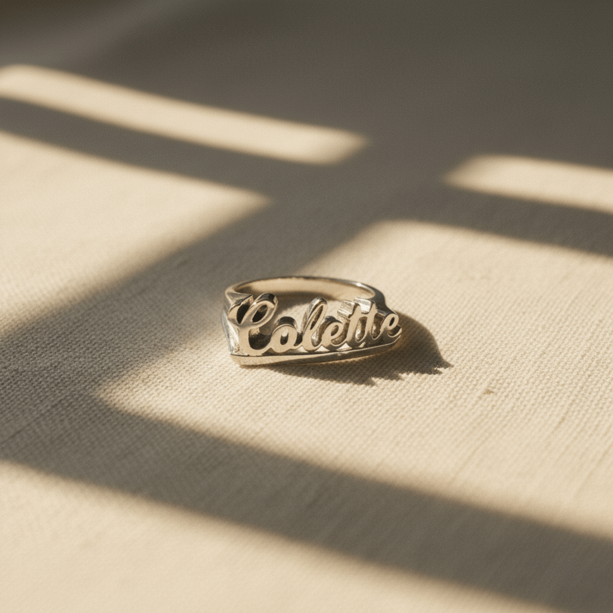 Dune gravure naam gouden zilveren ring