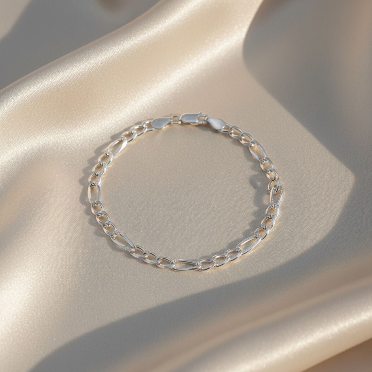 Glinsterende Kustpad Figaro Armband