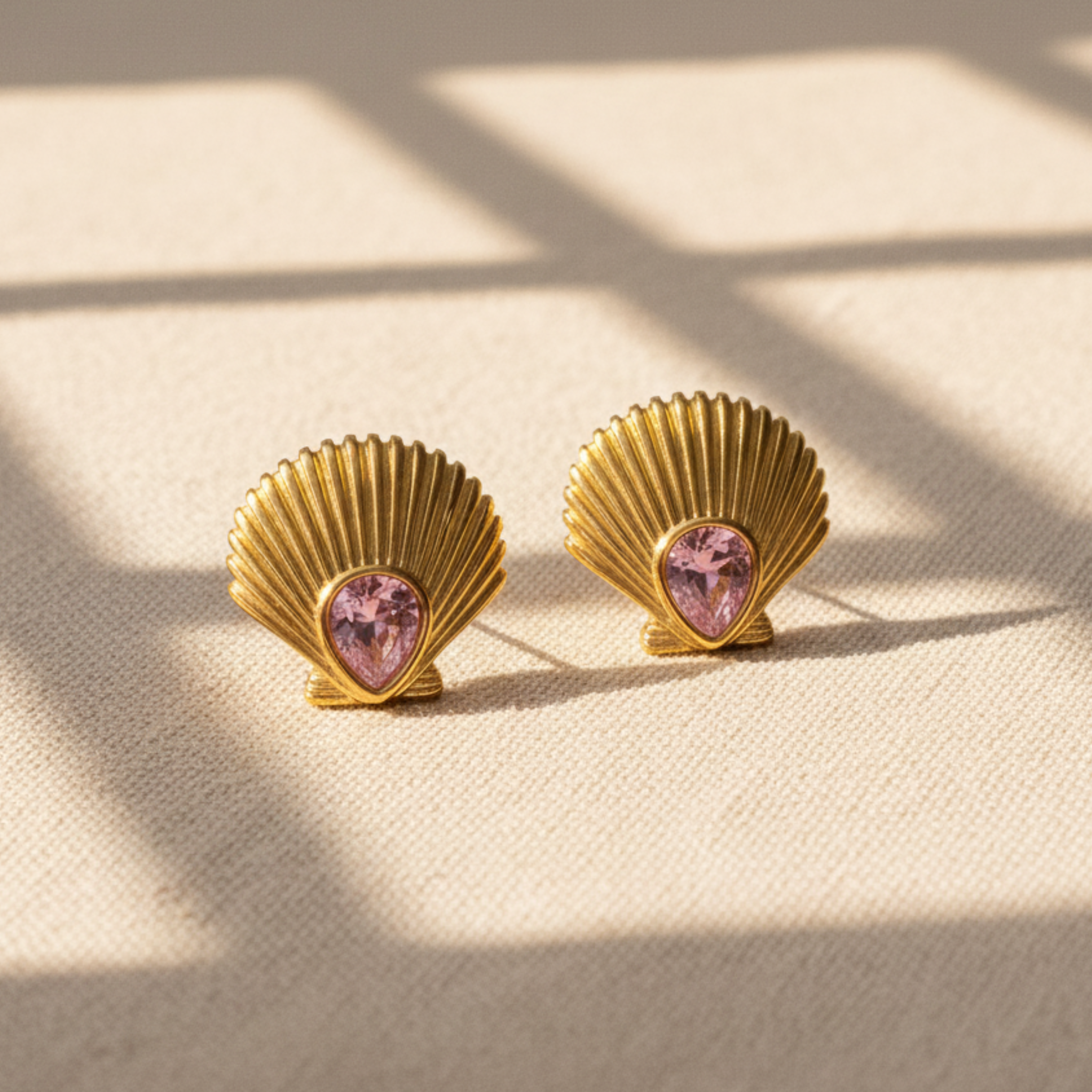 Open Hart Clip Gouden Oorbellen