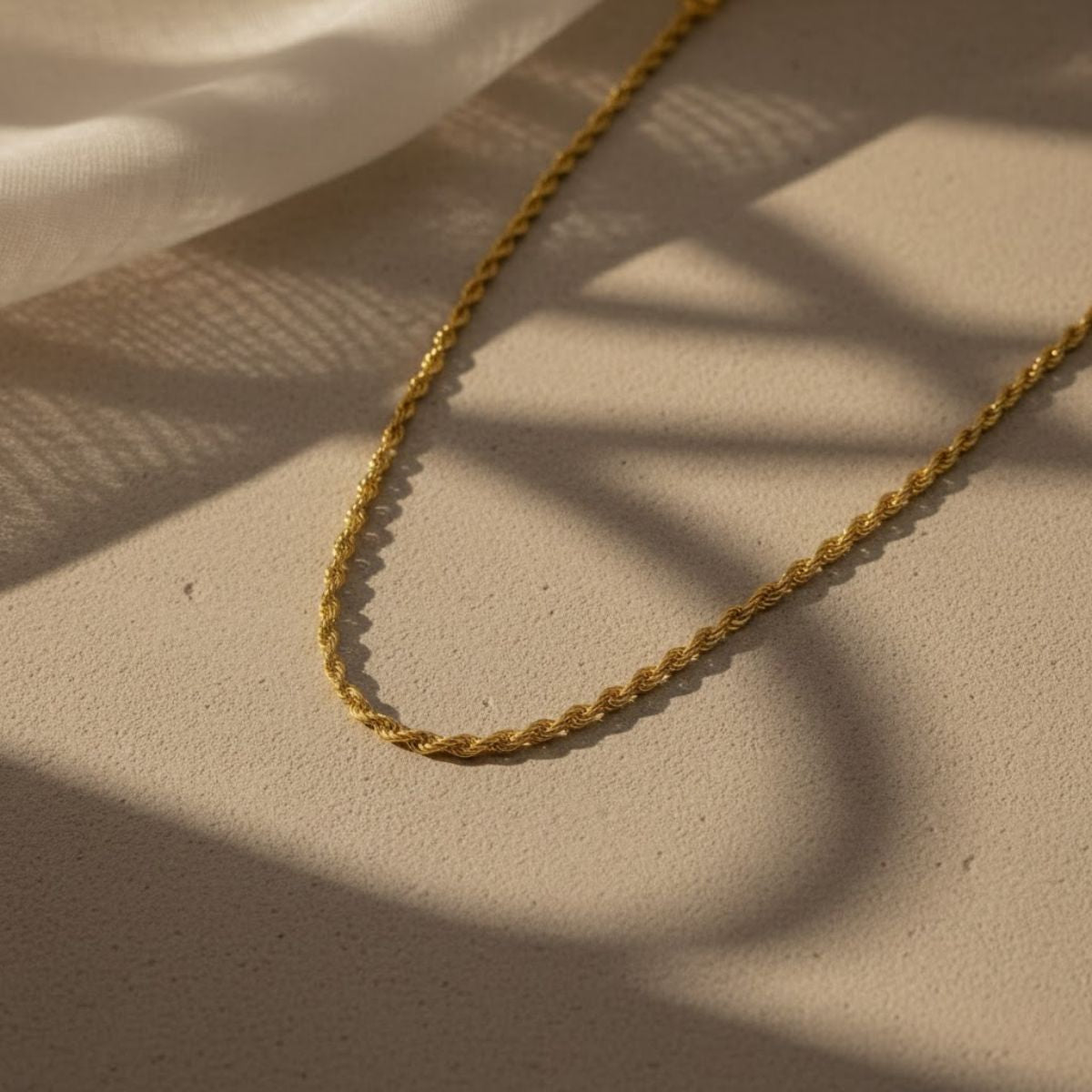 Elegante gouden ketting met touwpatroon - aangepaste lengte en metaalopties