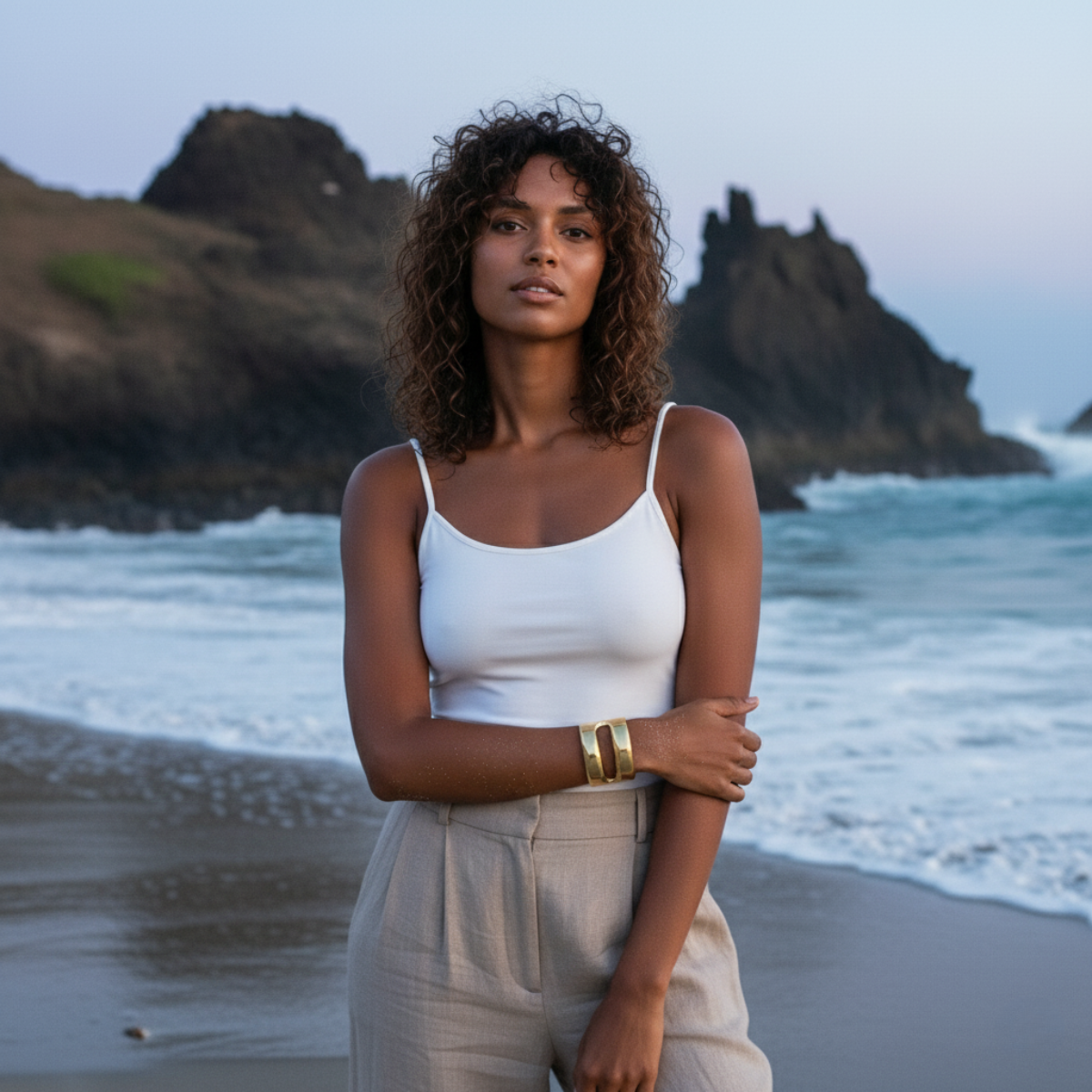 Elegante gouden statement manchet - vergulde messing accessoire voor stijlvolle uitstraling