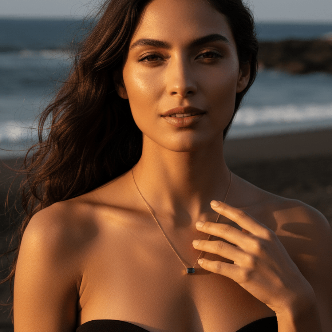 Elegante groene solitair ketting - zilver met goudkleurige kubieke zirkonia