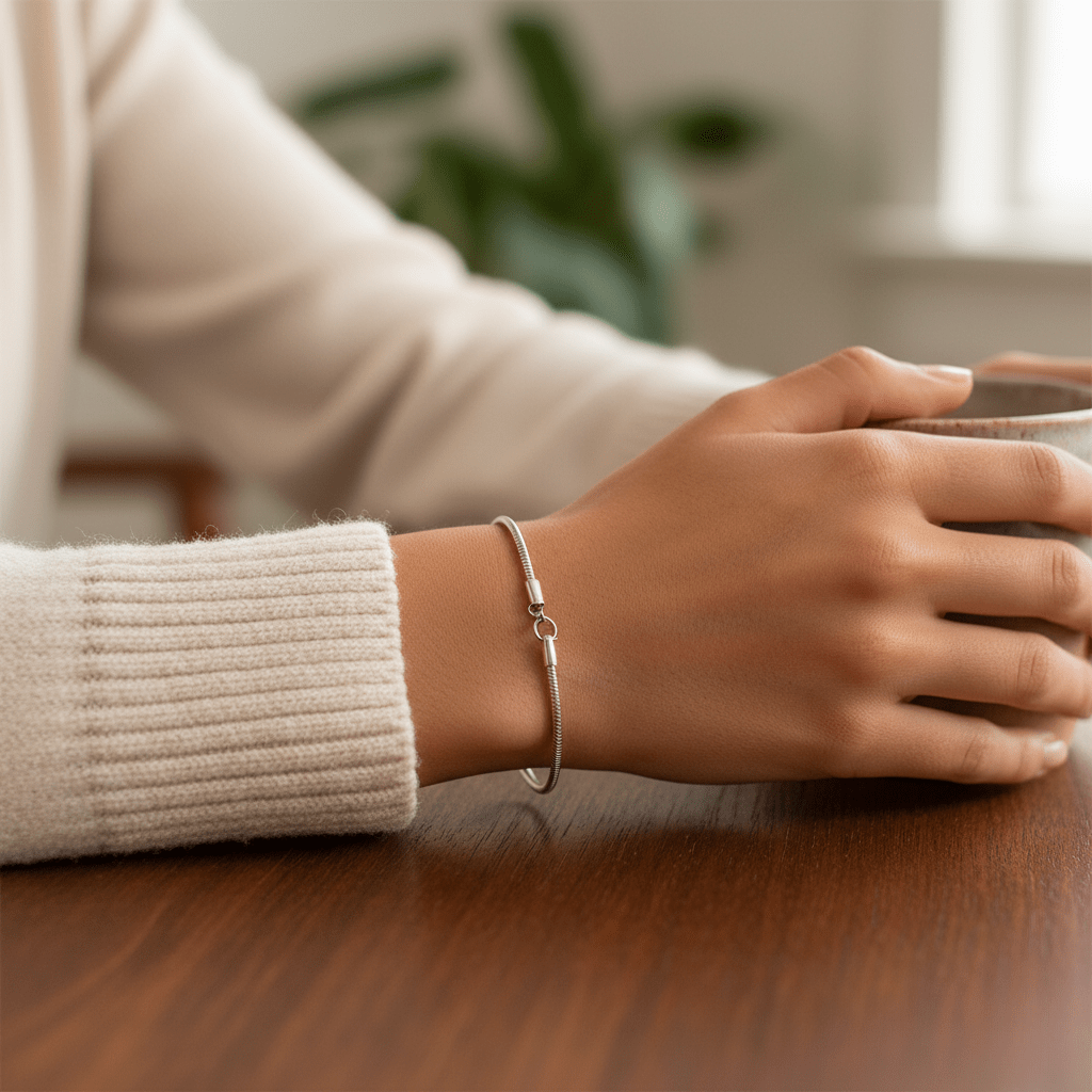 ELEGANT - Montre minimaliste avec boucle serpent unique pour un style intemporel