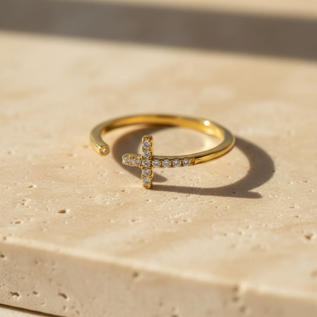 Elegante open manchet ring - zijwaarts kruis ontwerp in goud plating, hypoallergeen