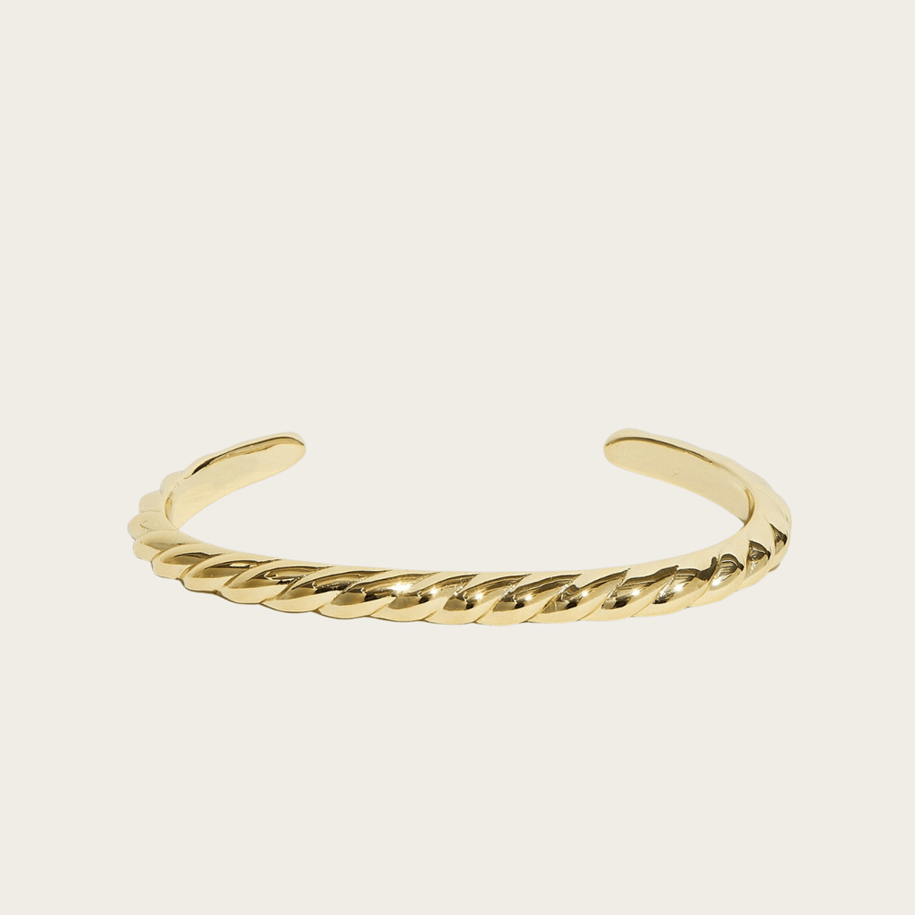 Pulsera elegante de puño delgado acanalado - accesorio ajustable de latón chapado en oro