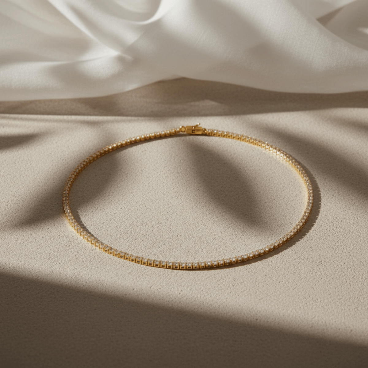 Anillo de tenis de oro líquido, oro corriente y plata