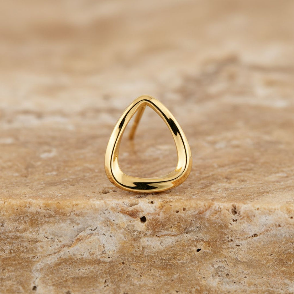 Elegant Triangle Gold Earrings for a Chic Look