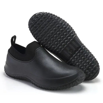 EnduroWear – Sapatos de Trabalho Impermeáveis Slip-On para Conforto e Segurança