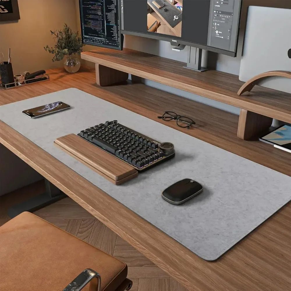 DESKFORM MAT – Protection en feutre structurée pour espaces de travail modernes