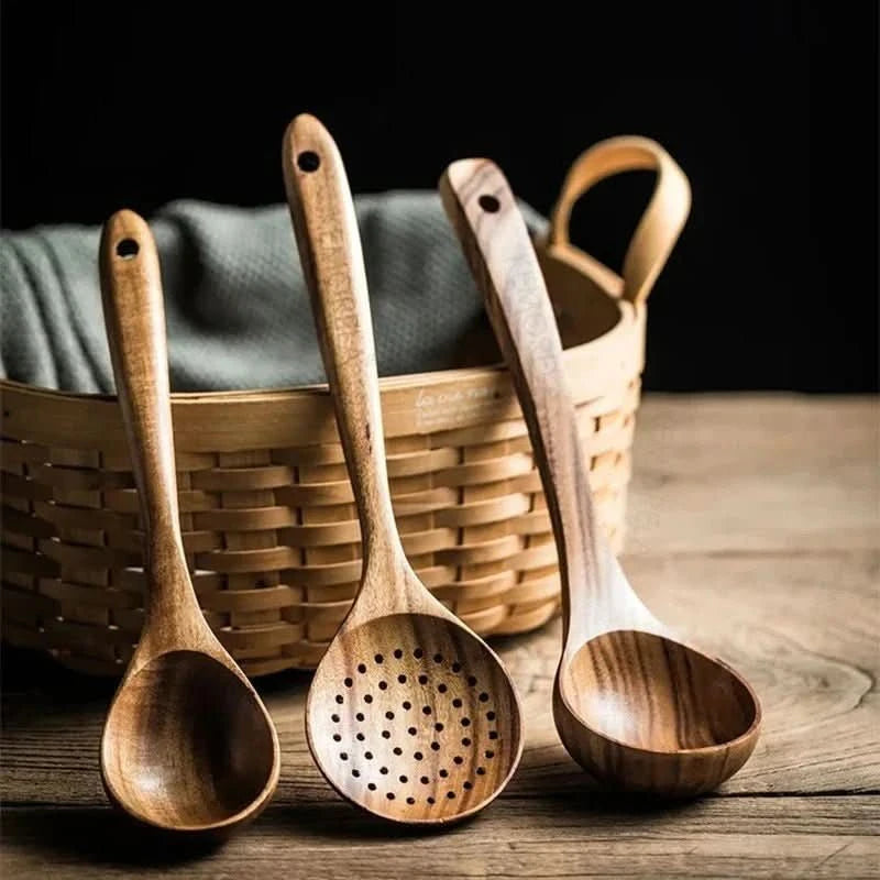 FJORDFLAME SET – Sustainable 5-Piece Teak Wood Kitchen Utensil Set