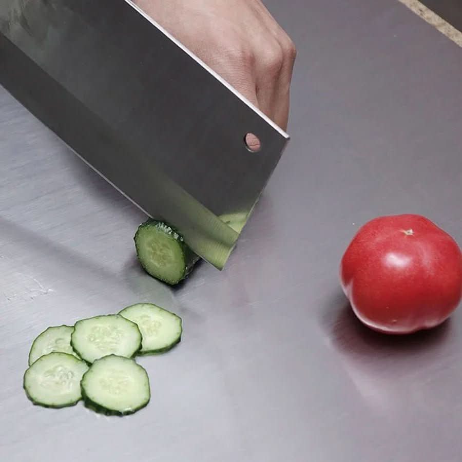 FlexiBoard – Foldable L-shaped cutting board for fruit, vegetables & dough