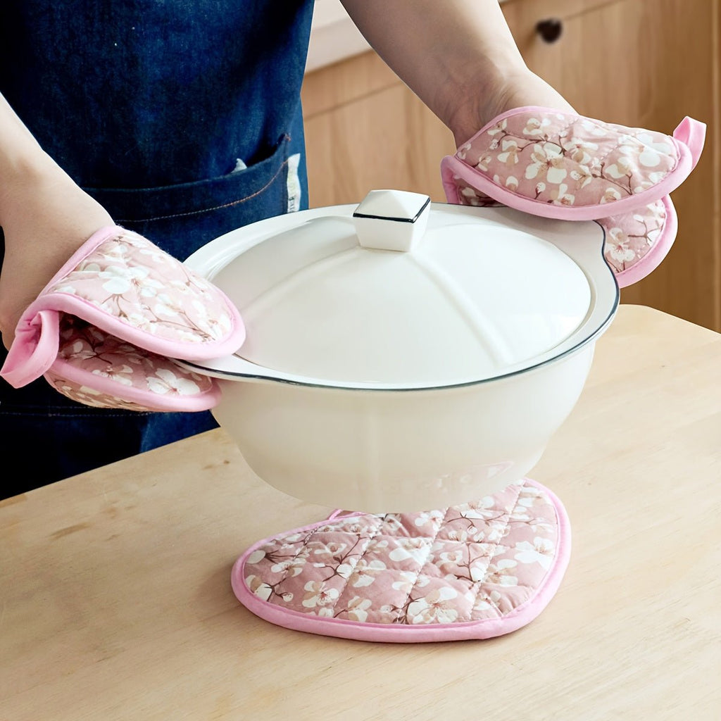 HOMESTYLE – Vintage Floral Heart-Shaped Potholders with Heat Resistance 3