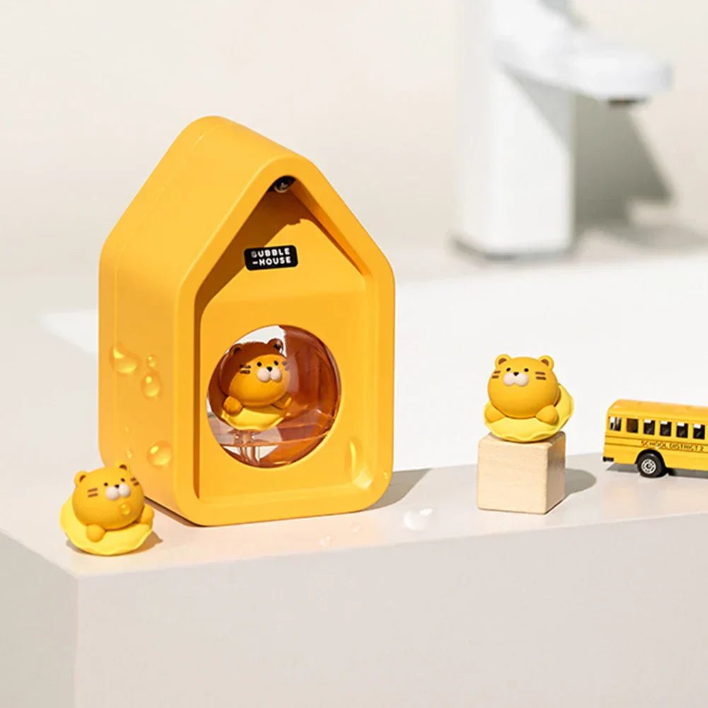 CLEANCRITTER – Automatic Foam Dispenser for Hygienic Hand Care 4