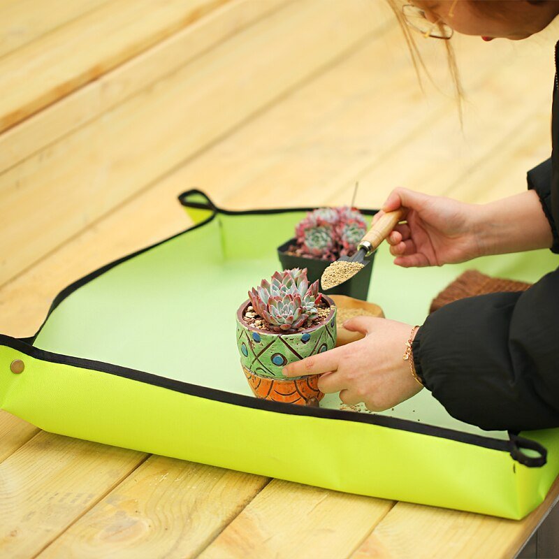 Variant image for Waterproof Gardening Work Mat – Portable and Durable 50x50 cm GardenMat 2.0 for Indoor and Outdoor Use-3