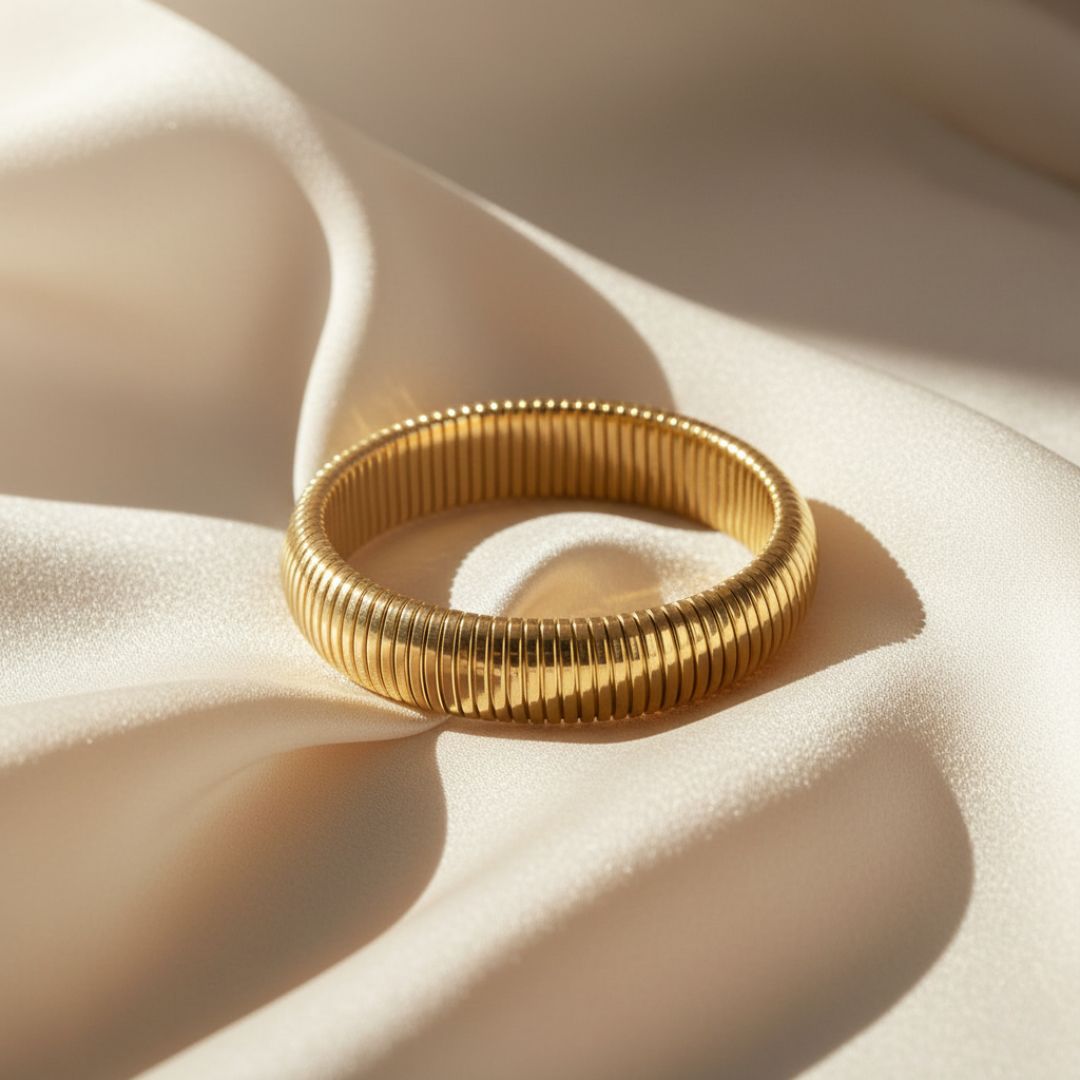 Bracciale Rigido Geometrico - Acciaio Inossidabile Dorato, Impermeabile e Ipoallergenico