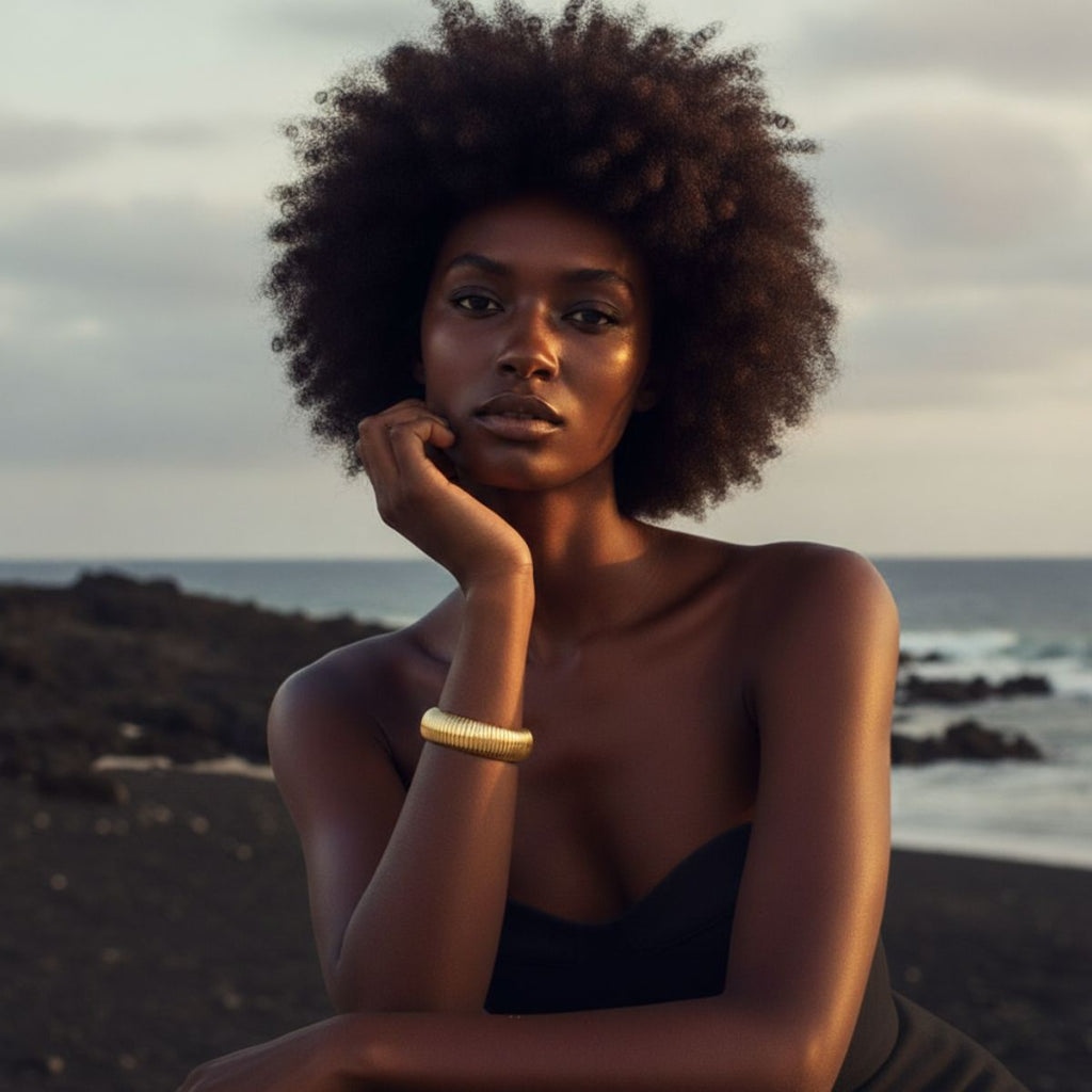 Golden Coastal Contour Bangle