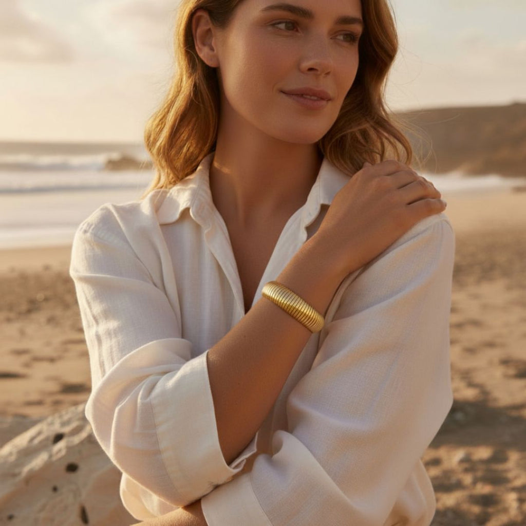 Golden Coastal Contour Bangle