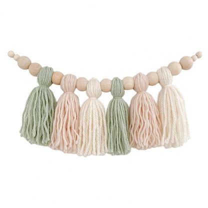 Glow String Baby Room Garland – Soft Wooden Bead Decoration for a Calm and Magical Atmosphere