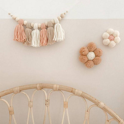Glow String Baby Room Garland – Soft Wooden Bead Decoration for a Calm and Magical Atmosphere