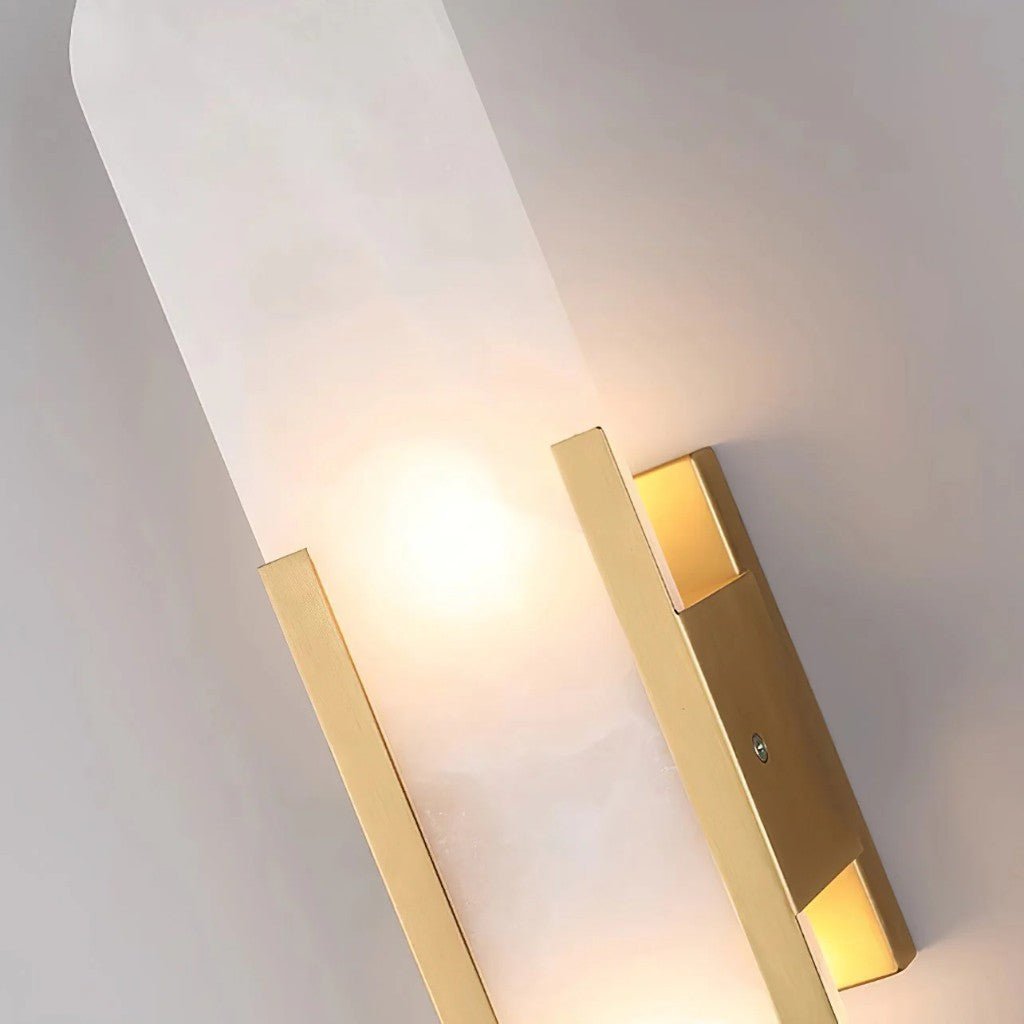 GILDLUME – Elegant Black and Gold LED Wall Lamp 5