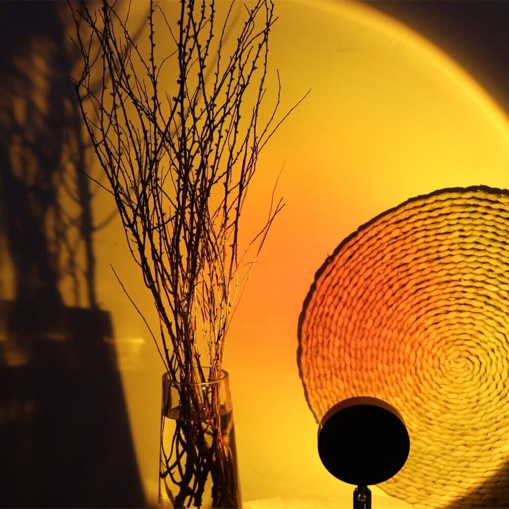 Golden Glow - Sunset lamp for atmospheric lighting indoors 3