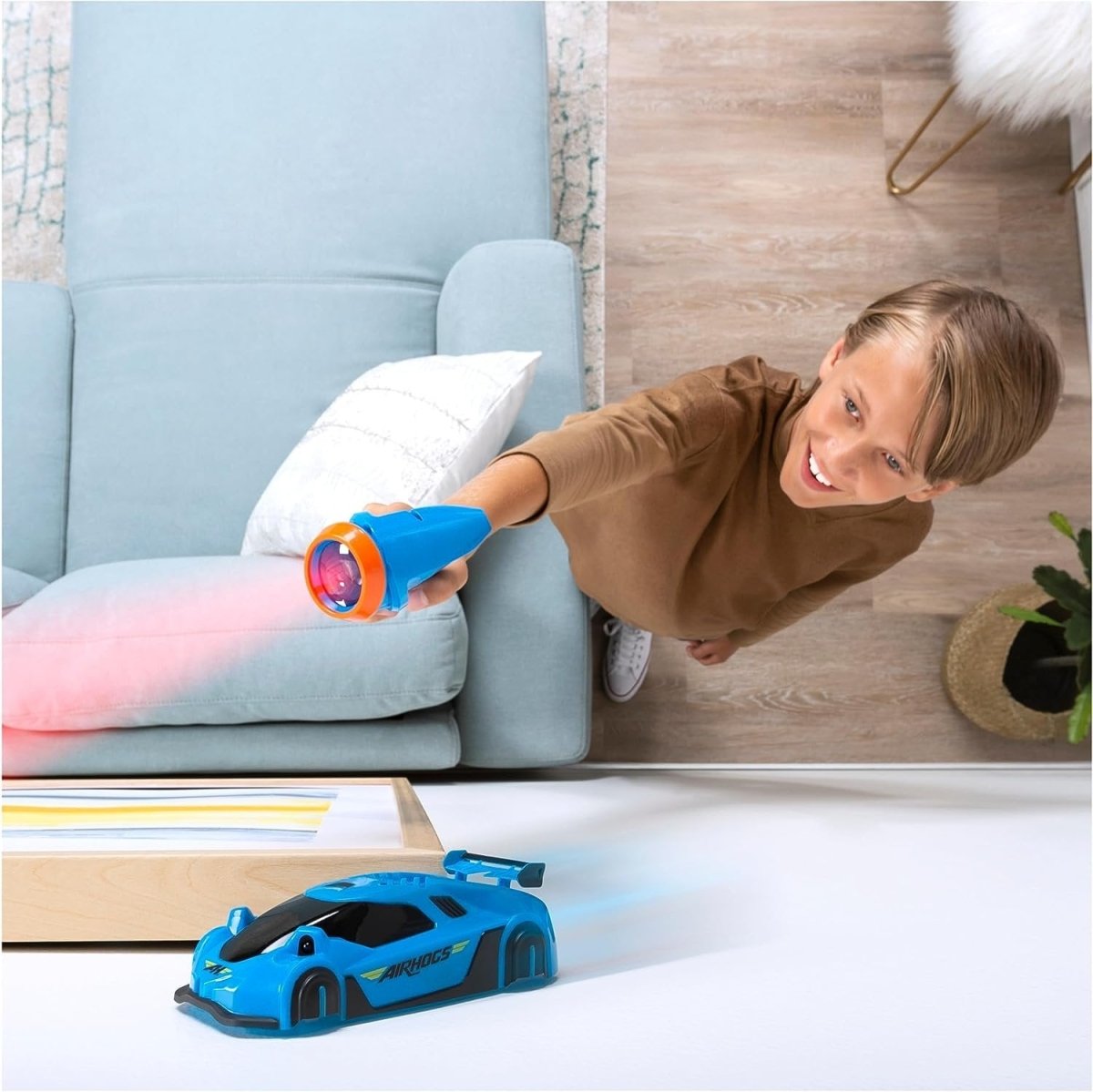 GravityRacer – Laser-Controlled Wall Climbing RC Car