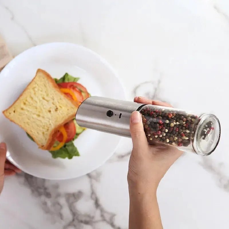 SPICEVOLT – Rechargeable Electric Pepper Grinder in Stainless Steel with Adjustable Fineness 3