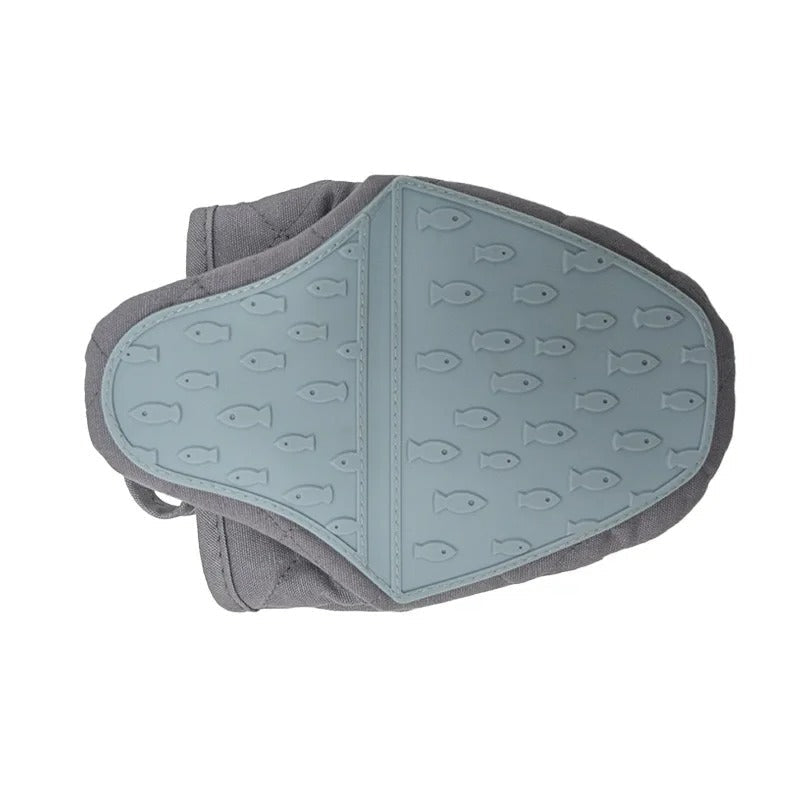 HOTFINS – Heat-Resistant Fish-Shaped Silicone Oven Mitt with Non-Slip Grip 7