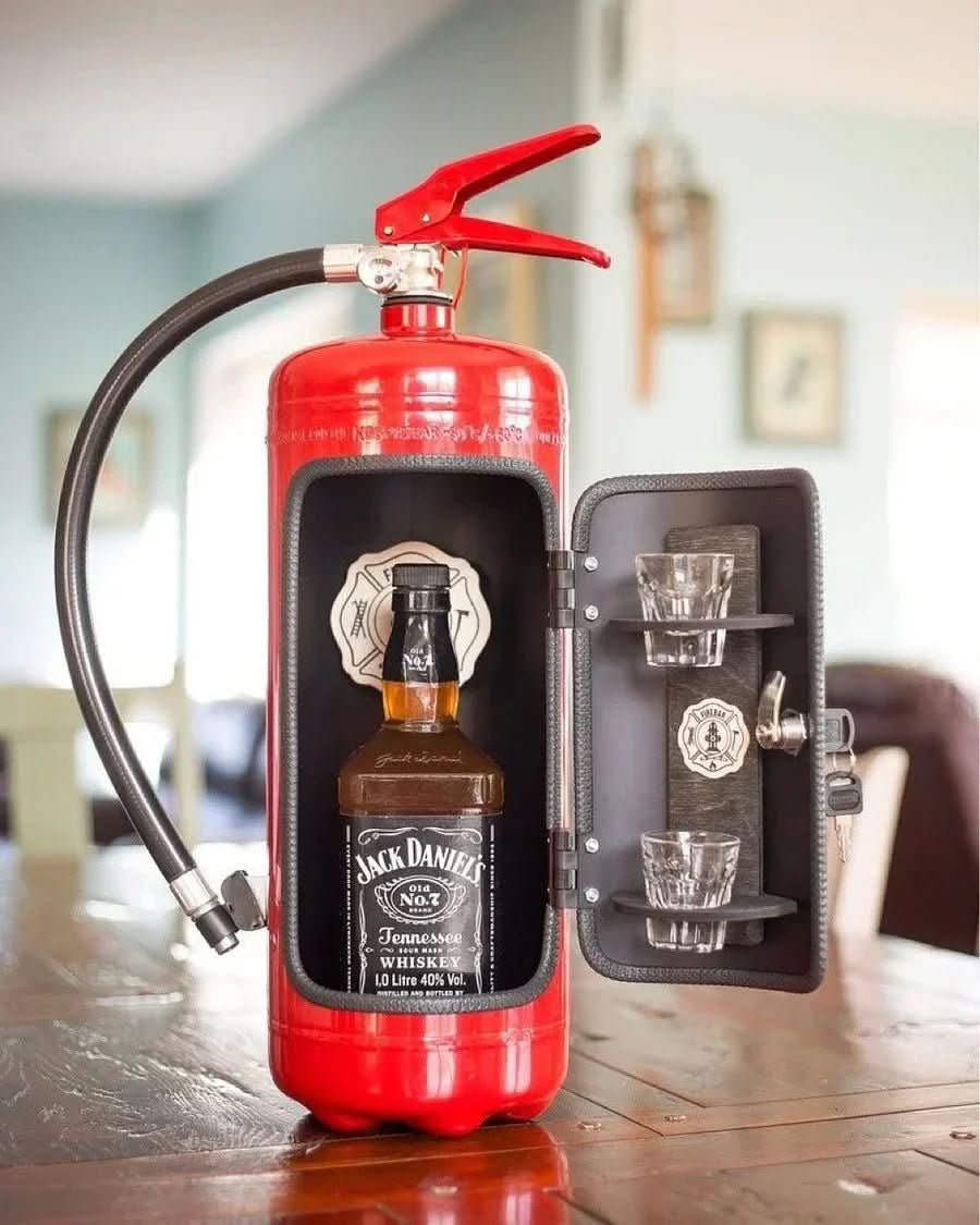 SPARKSTASH – Hidden Drink Storage in Fire Extinguisher Design
