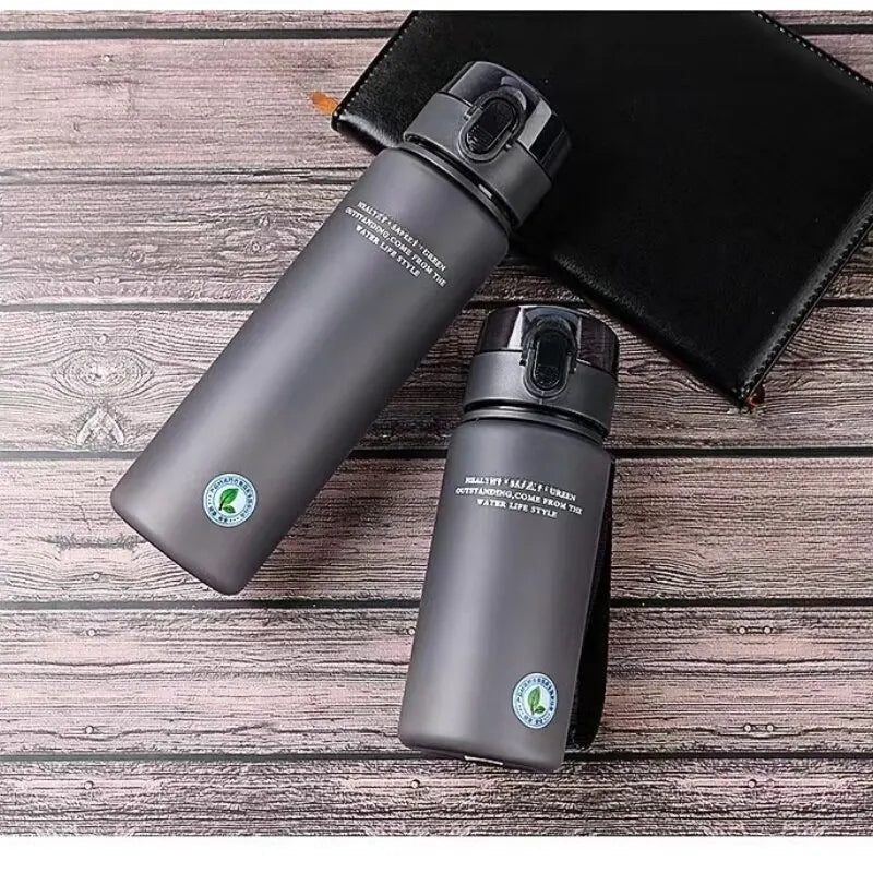  Hydrasport - Delicate sports bottle made of BPA -free plastic, 400ml/560ml-6