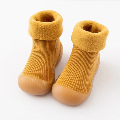 TinySteps Grip Socks - Calzini antiscivolo per bambini con suola in gomma per primi passi in sicurezza